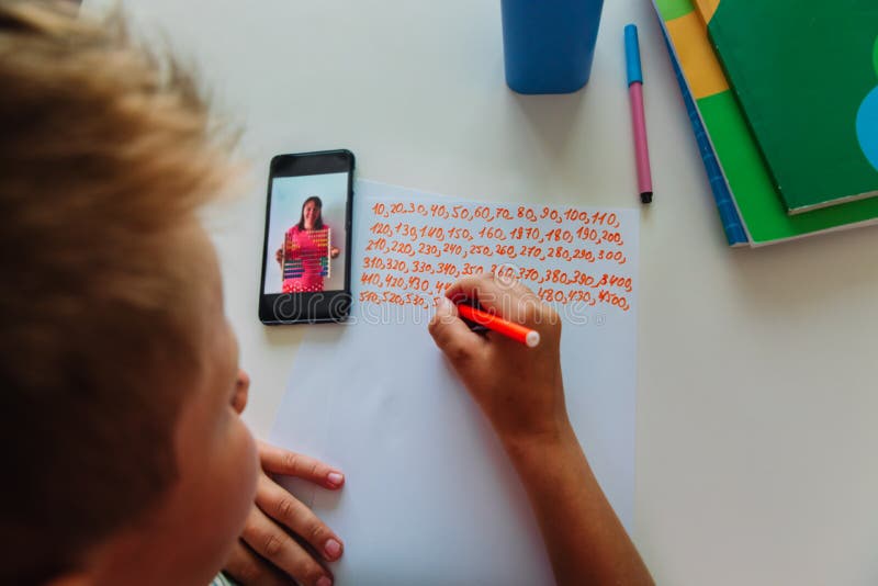 Aula De Xadrez Online Aula De Distância De Aprendizado Remoto Foto