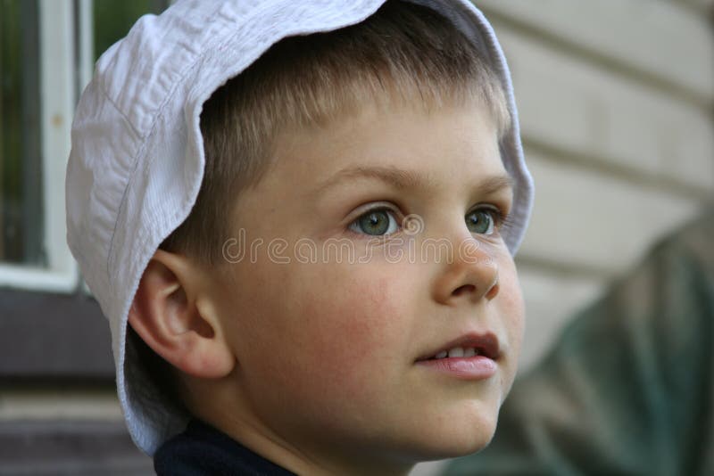 Download Criança imagem de stock. Imagem de povos, olhar, miúdo - 525299