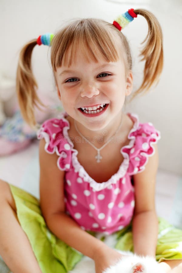 Criança divertida imagem de stock royalty free