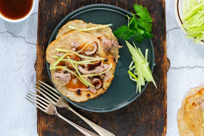 Crispy duck with pancakes stock image. Image of lunch - 117648629