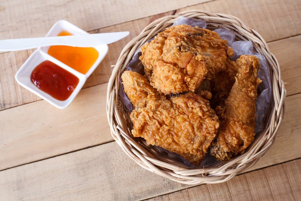 1,419 Crispy Fried Chicken Basket Stock Photos Free & RoyaltyFree