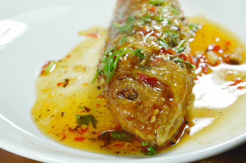 Crispy Fried Sharp Tooth Snapper Dressing with Sweet Chili Sauce on