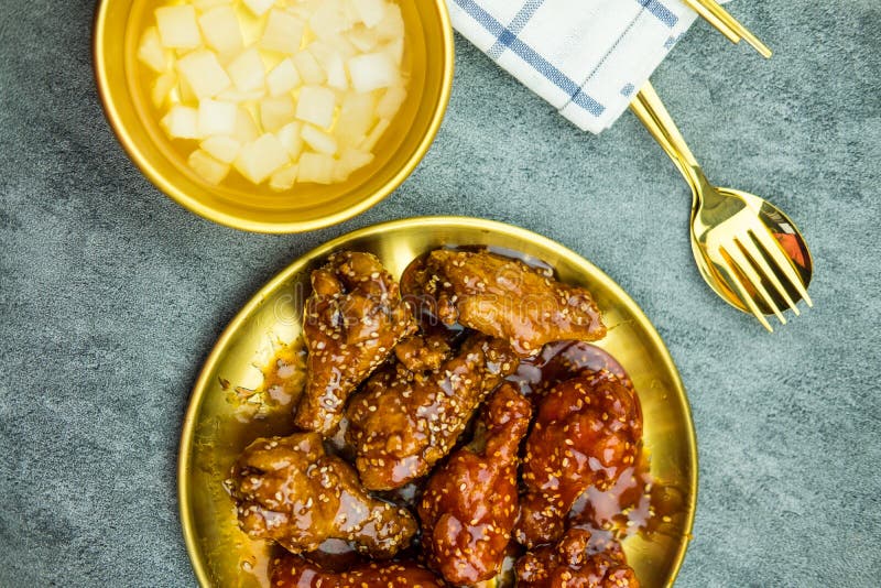 Crispy Korea style chicken stock photo. Image of chicken 256818044