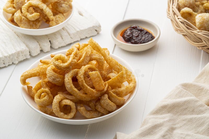 Crispy Pork Rinds,deep Fried Pork Skin in White Plate Stock Photo