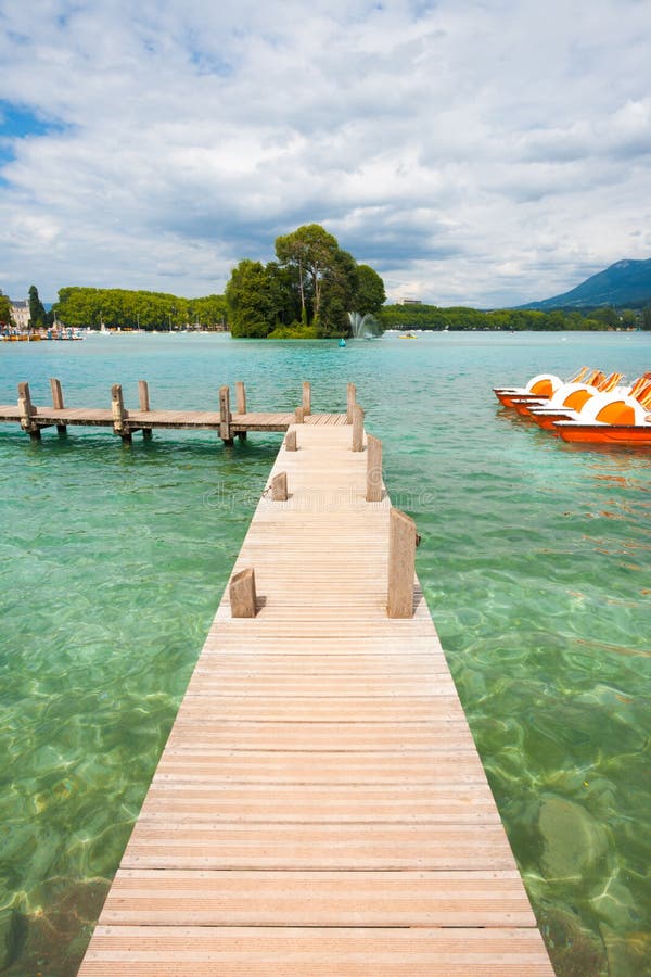 Cristal lac annecy clar stock photo