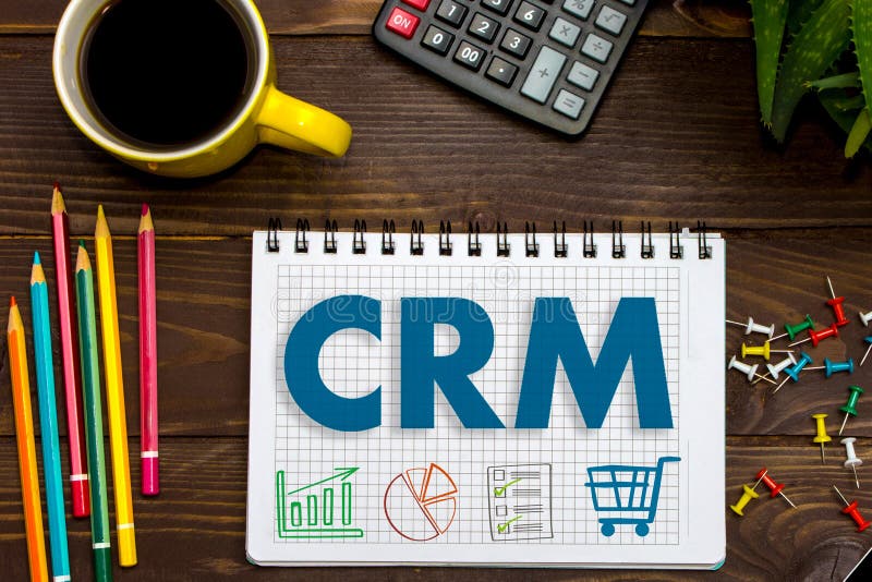 CRM Customer relationship management Compressa sulla scrivania fotografie stock libere da diritti CRM Customer relationship management Compressa sulla scrivania fotografie stock libere da diritti