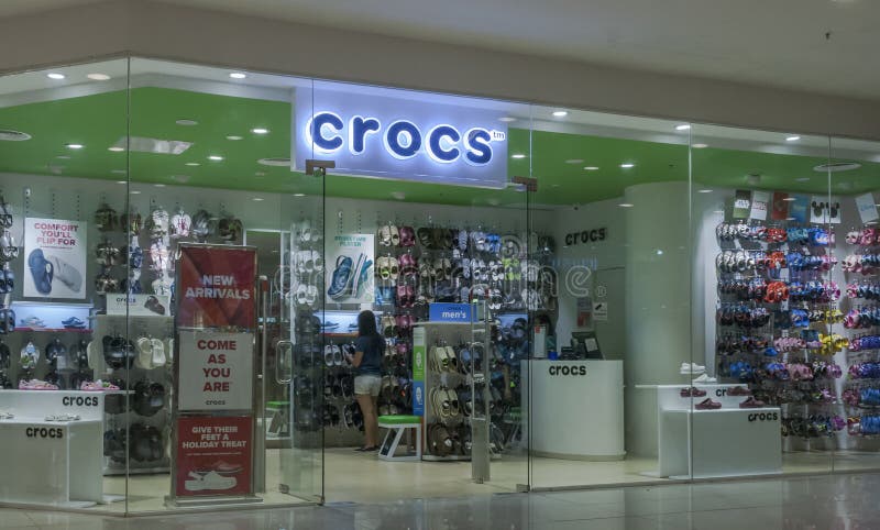 crocs in south city mall