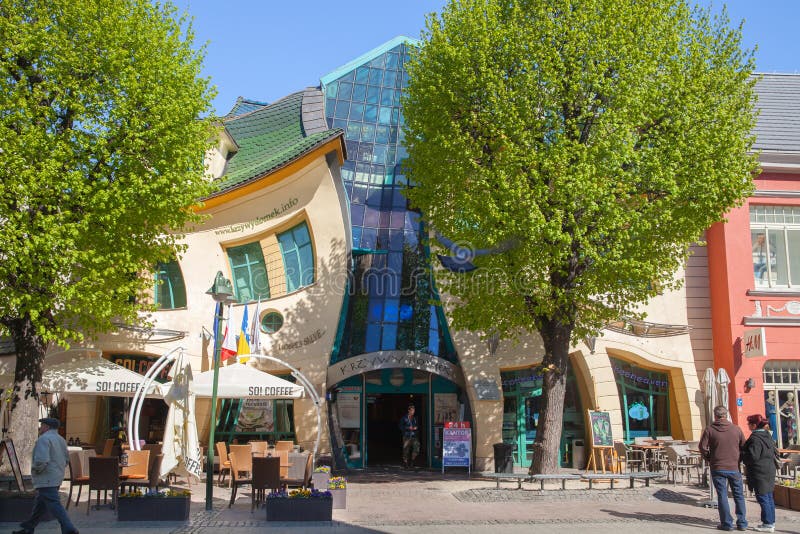 The Crooked house on Monte Cassino street