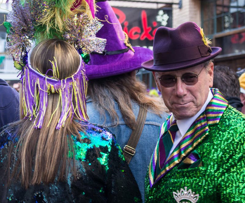 typical mardi gras colors