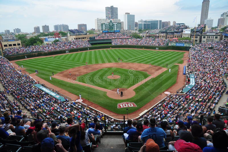Crowds at Chicago Cubs Game Editorial Image Image of happiness, cubs