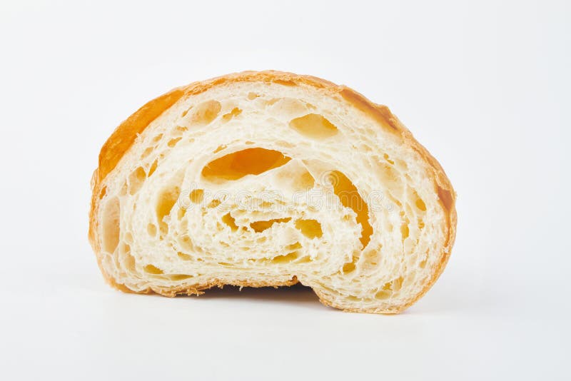 Cruasanes deliciosos con el atasco de cereza en un fondo blanco foto de archivo libre de regalías Cruasanes deliciosos con el atasco de cereza en un fondo blanco foto de archivo libre de regalías