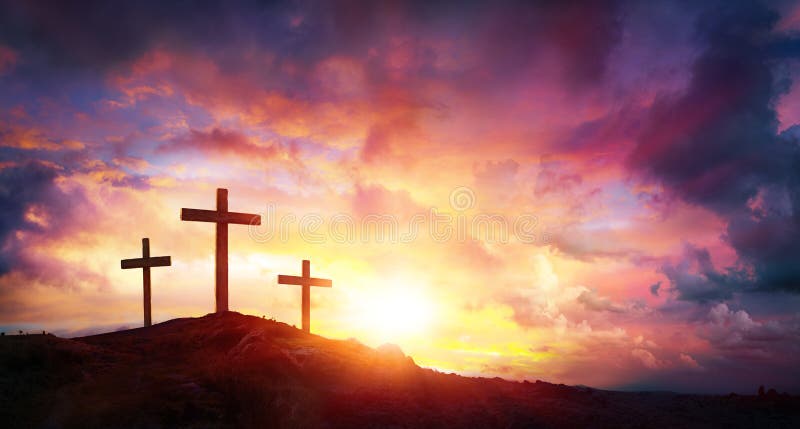 Crucifixión de Jesus Christ At Sunrise - tres cruces