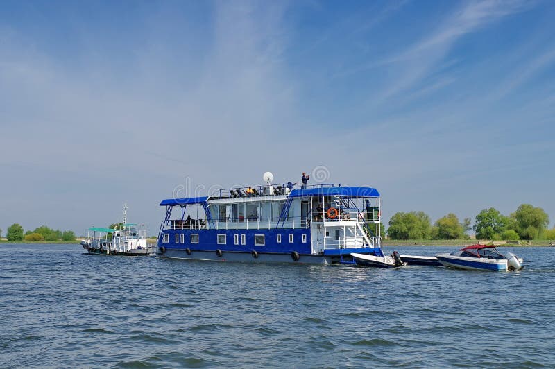 danube delta river cruises