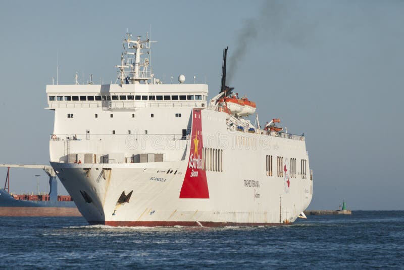 valencia cruise port arrivals