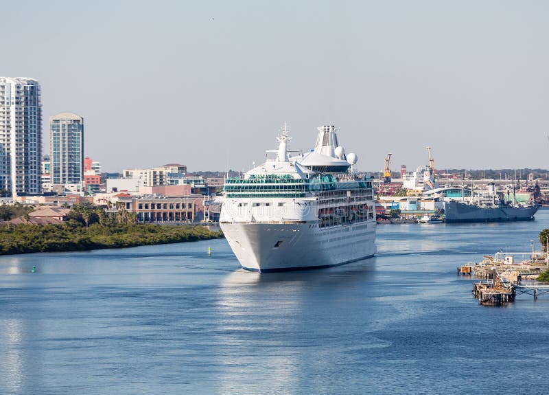 cruises leaving tampa port