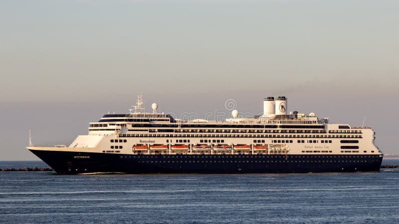 ms rotterdam cruise ship