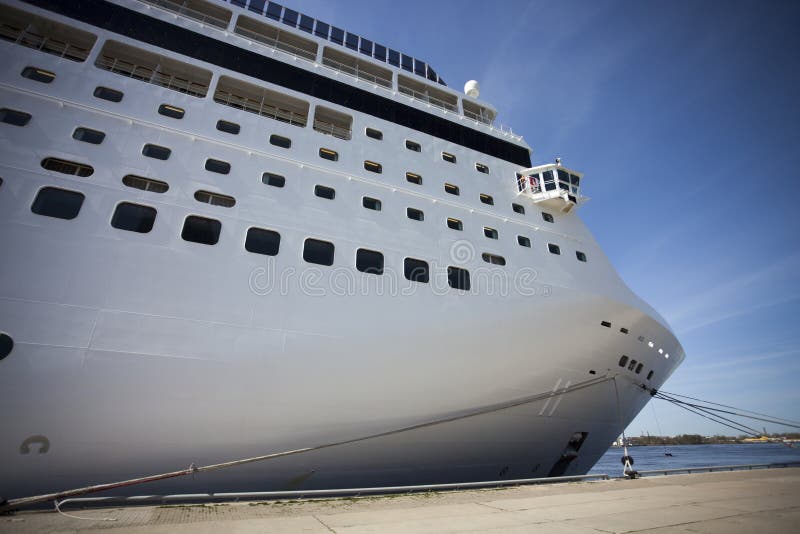 cruise ship port