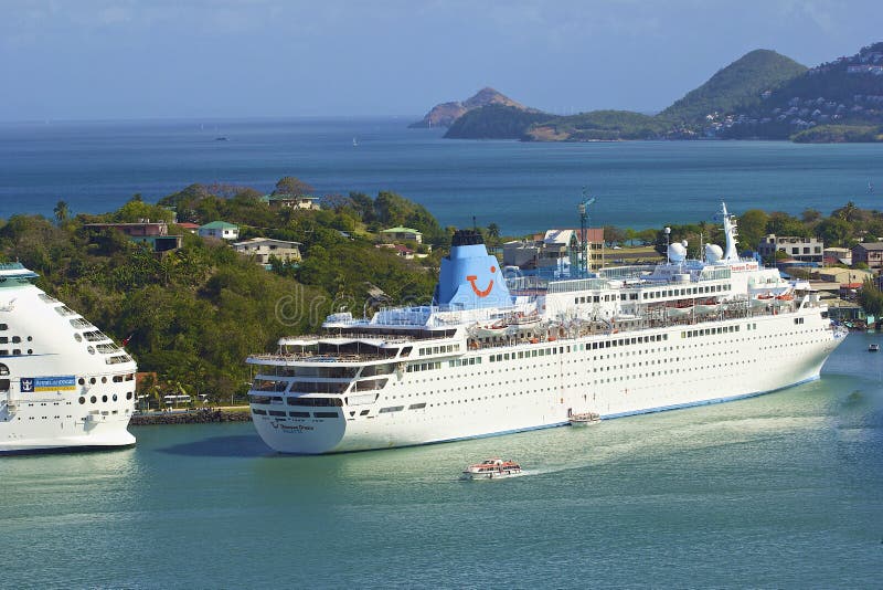 St. Lucia, Caribbean Rush Hour In Castries Editorial Stock Photo - Image of clouds, cruise: 20357008