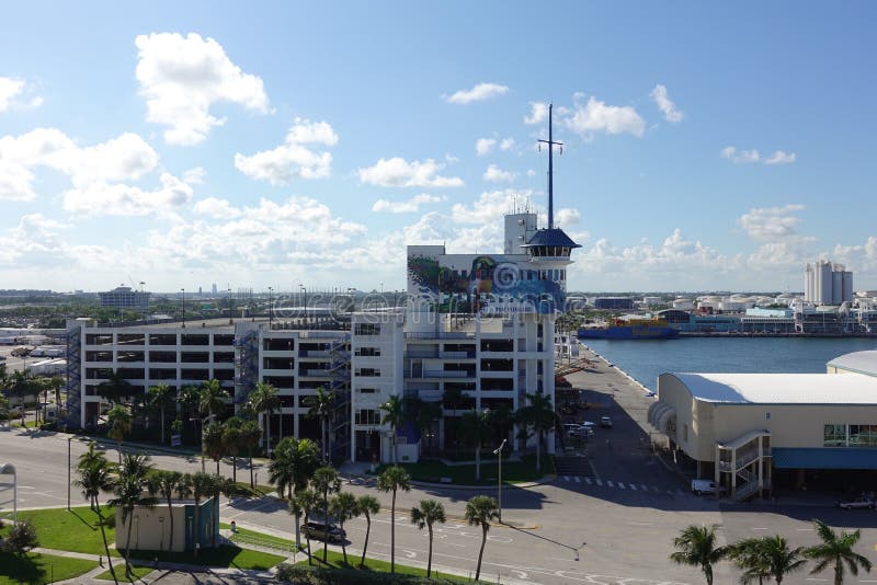 hotels close to port everglades cruise terminal