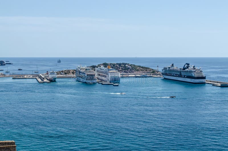 cruise port ibiza
