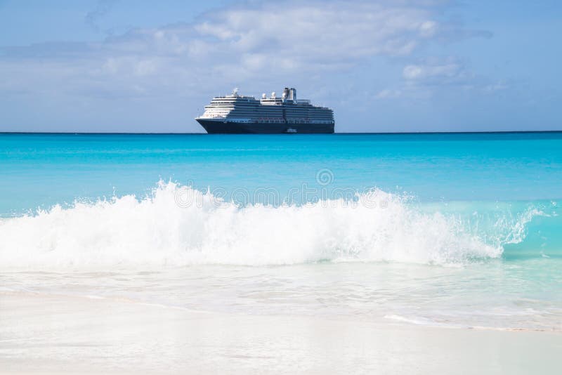 Cruisevoering in de Caraïbische Zee stock fotografie Cruisevoering in de Caraïbische Zee stock fotografie