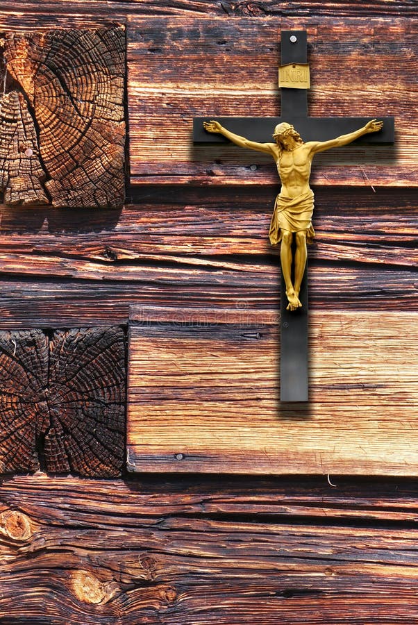 Cruz cristã com Jesus Christ que pendura na parede imagem de stock royalty free Cruz cristã com Jesus Christ que pendura na parede imagem de stock royalty free