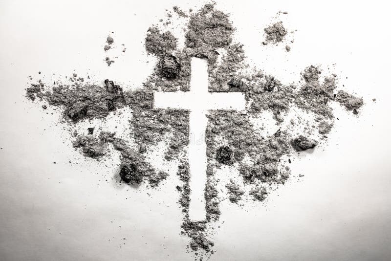 Cruz de quarta-feira de cinza, crucifixo feito da cinza, poeira como o rel cristão