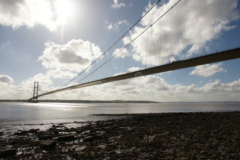 Cruzamento de rio Kingston Upon Hull da ponte de Humber imagem de stock Cruzamento de rio Kingston Upon Hull da ponte de Humber imagem de stock