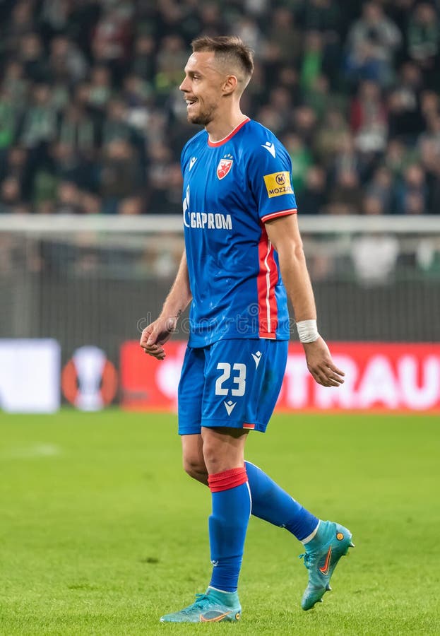 Crvena Zvezda Striker Aleksandar Pesic Durante a Uefa Europa Liga  Ferencvaros Vs Crvena Zvezda 21 Fotografia Editorial - Imagem de equipe,  esteira: 276543787