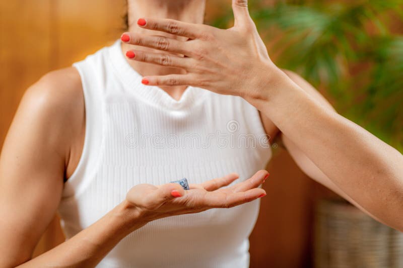 Crystal for Circulation of Energy through Vishuddha or Throat Chakra