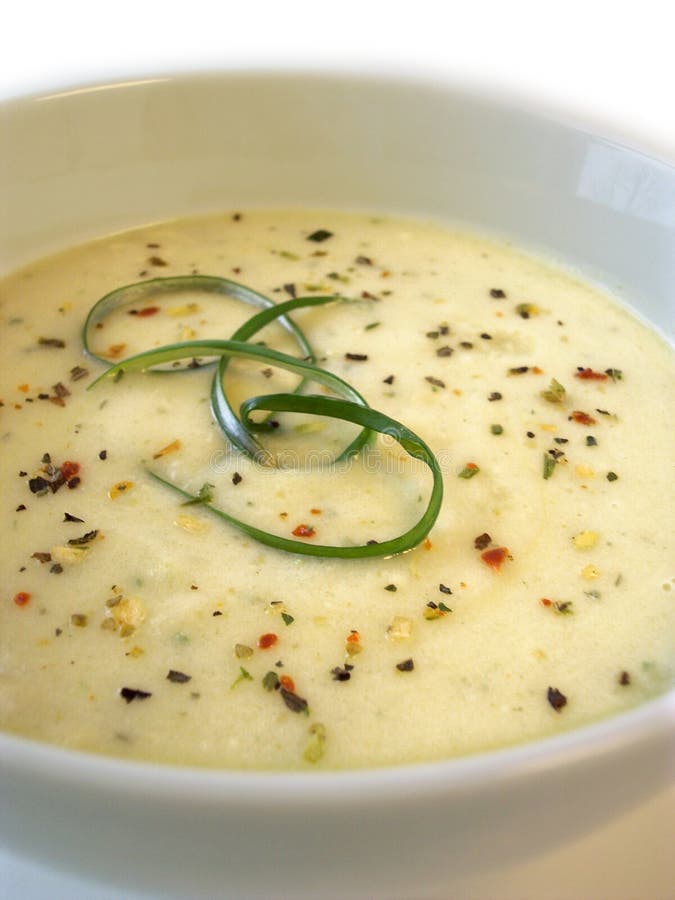 Download Crème de potage de fuite image stock. Image du fuite, confort - 87883