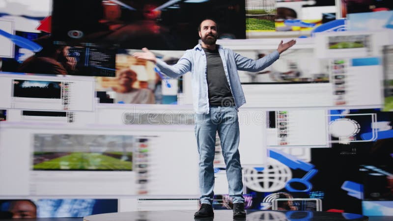 Créateur de contenu offrant une présentation en direct engageant une audience en ligne clips vidéos