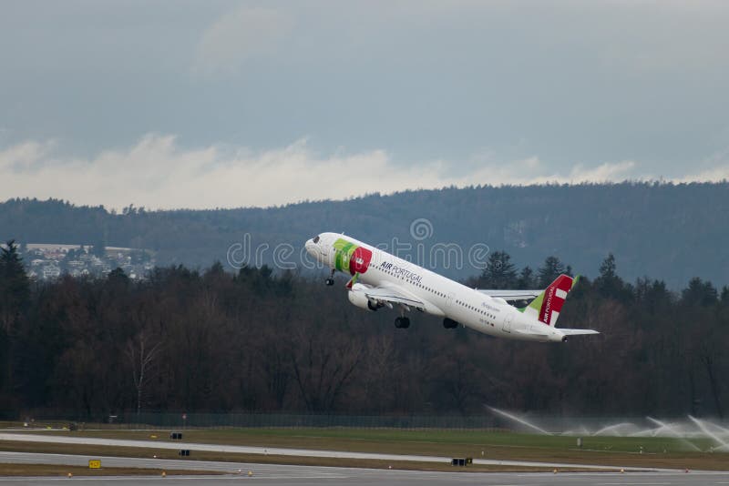 Cstxm tap air pourtaga sa321251nx jet在瑞士苏黎世 库存图片
