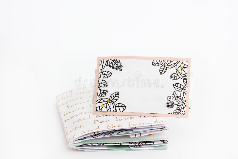 Cuaderno hecho a mano en un fondo blanco foto de archivo libre de regalías Cuaderno hecho a mano en un fondo blanco foto de archivo libre de regalías