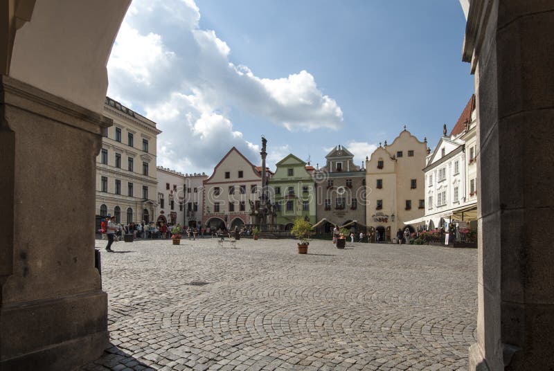 Cuadrado de la concordia en la República Checa Europa del krumlov cesky foto de archivo Cuadrado de la concordia en la República Checa Europa del krumlov cesky foto de archivo