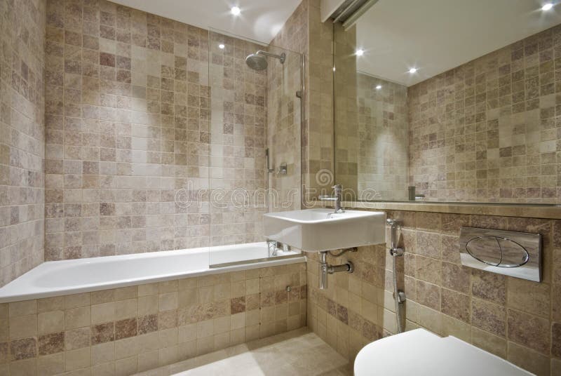 Cuarto de baño contemporáneo con los azulejos de piedra naturales