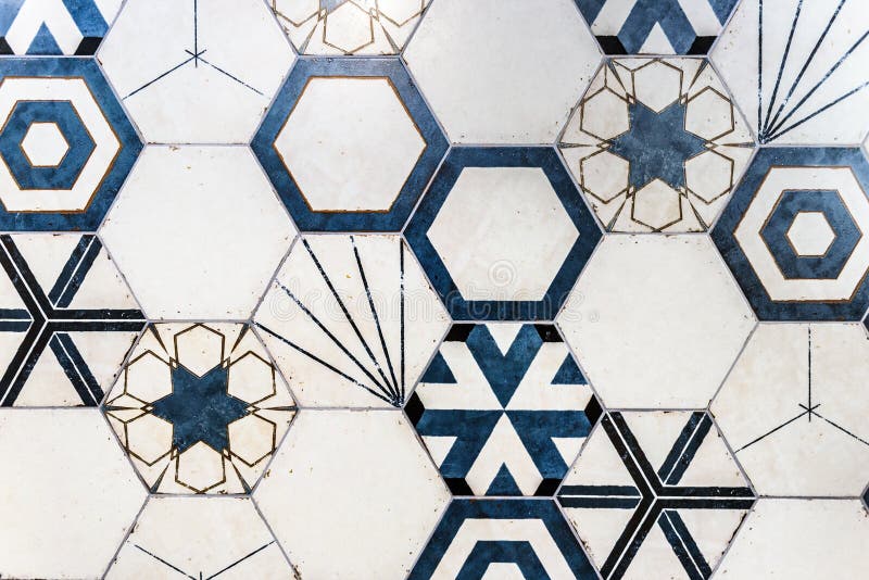 Cuarto de baño, toilette o cocina moderno colorido hexagonal de cerámica fotos de archivo libres de regalías Cuarto de baño, toilette o cocina moderno colorido hexagonal de cerámica fotos de archivo libres de regalías
