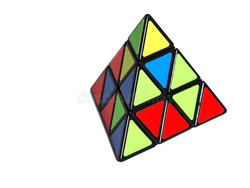 Cubo Triangular Del Rubik Imagen de archivo editorial Imagen de verde, objeto: 87791989