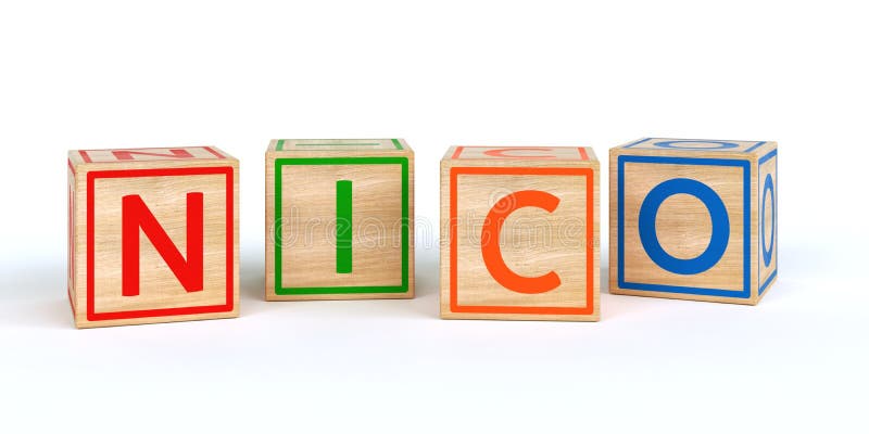 Cubos de madera aislados del juguete con las letras con el nombre Nico