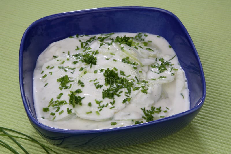 Cucumber slices with chives