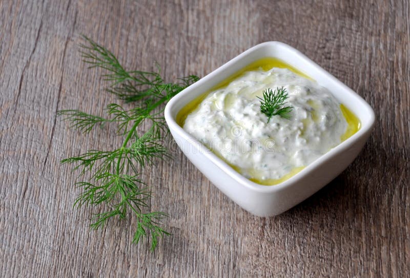 Cucumber yoghurt dip