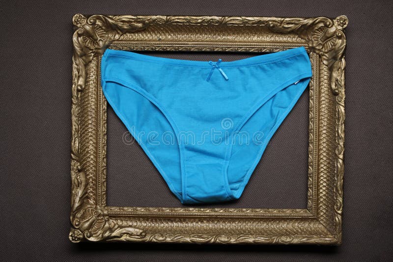 Cuecas Azul sexy Em Um Quadro De Madeira Da Foto Imagem de Stock