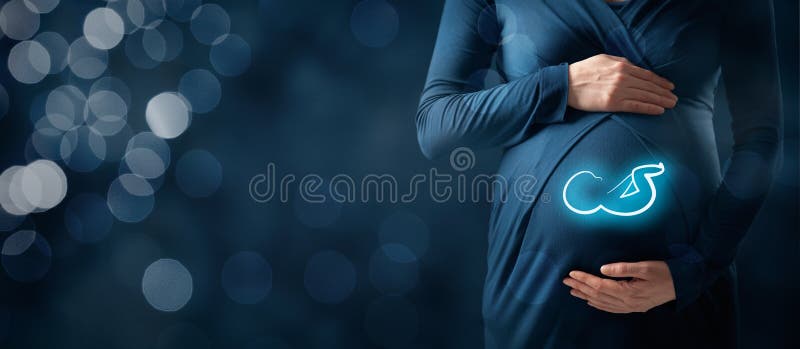Cuidado do seguro de maternidade e da gravidez imagens de stock Cuidado do seguro de maternidade e da gravidez imagens de stock