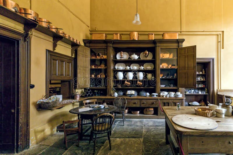 Cuisine victorienne, Chambre de Charlecote, le Warwickshire, Angleterre images stock Cuisine victorienne, Chambre de Charlecote, le Warwickshire, Angleterre images stock