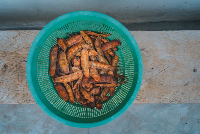 Cultivation, Drying and Harvesting of Seeds and Beans for daily Stock