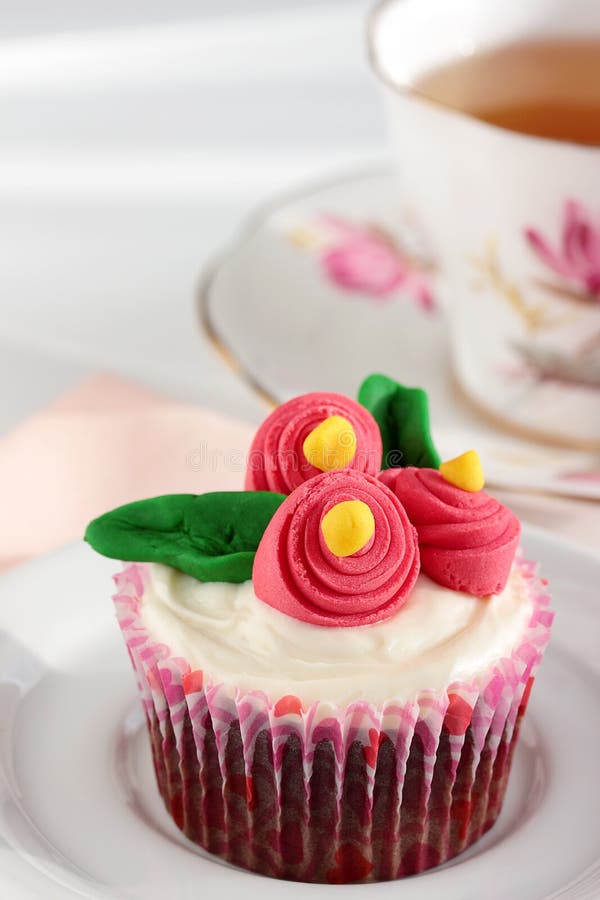 Cupcake with tea stock photo. Image of frosting, buttercream 29055448