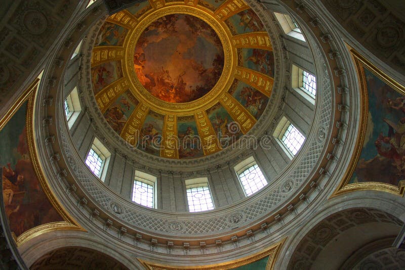 Cupola di Les Invalides fotografia stock libera da diritti Cupola di Les Invalides fotografia stock libera da diritti