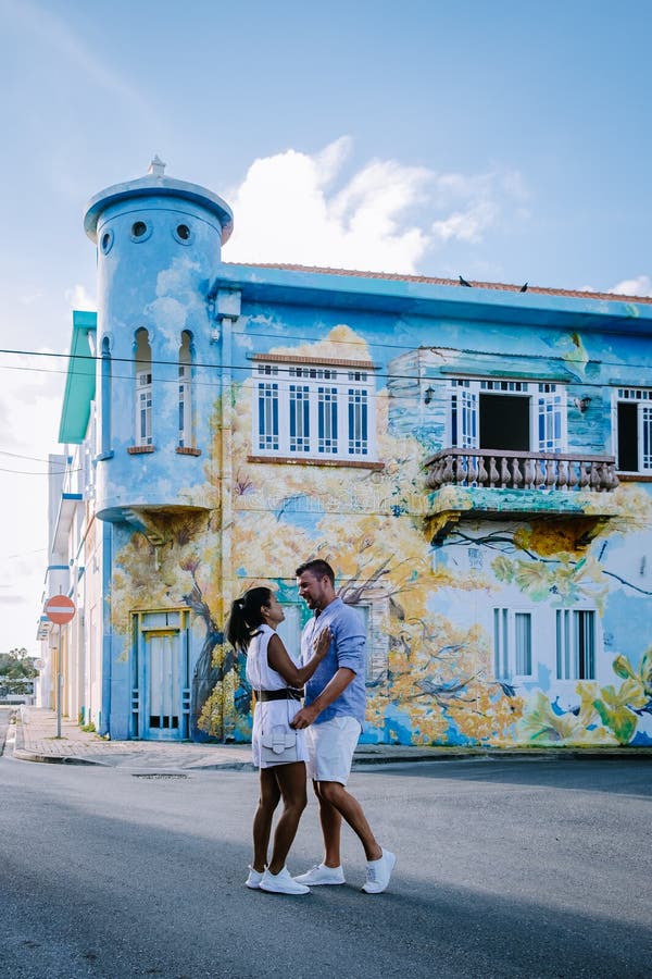 Curacao willemstad scharloo punda otrobanda pietermaai collorfull street art w starych bulworiach w willemstad obraz stock