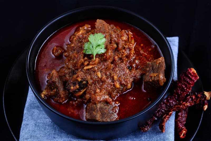 Curry di rosso dell'agnello di Laal Mosa immagine stock Curry di rosso dell'agnello di Laal Mosa immagine stock