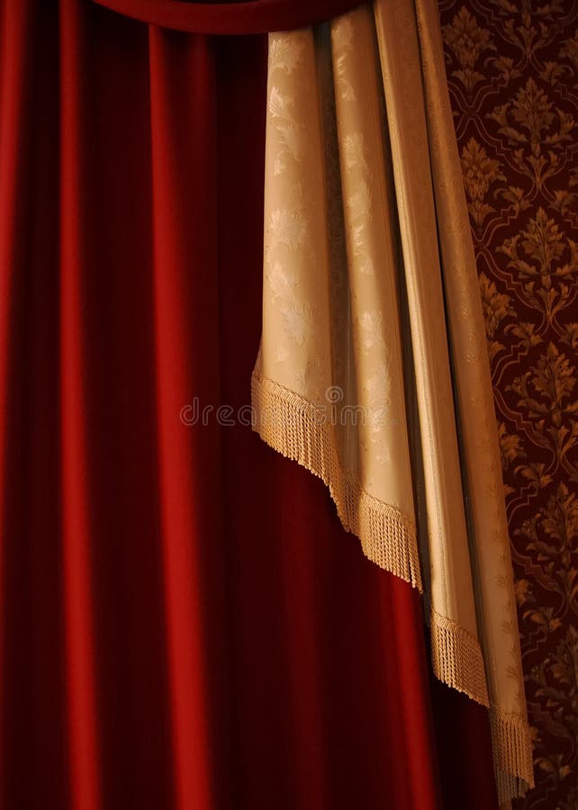 Curtain1